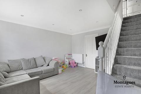 17 Beaufort Close, North Weald, Epping, CM16 6JZ