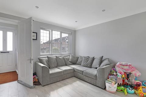 17 Beaufort Close, North Weald, Epping, CM16 6JZ