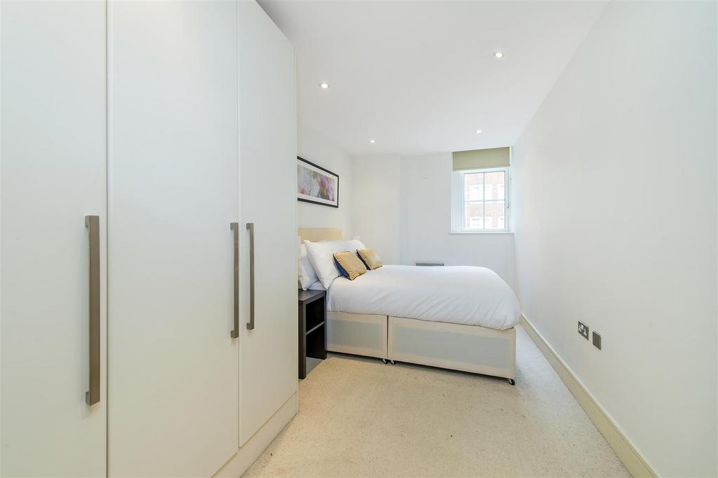 Bed 3.jpg