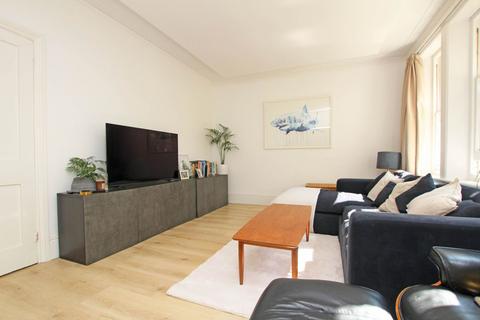 3 bedroom flat for sale, Meads Road, Eastbourne, BN20 7ET