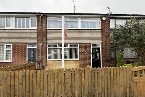 3 bedroom townhouse for sale, Kingsley Drive, Lees, Oldham