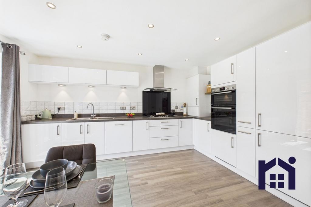 Dining kitchen