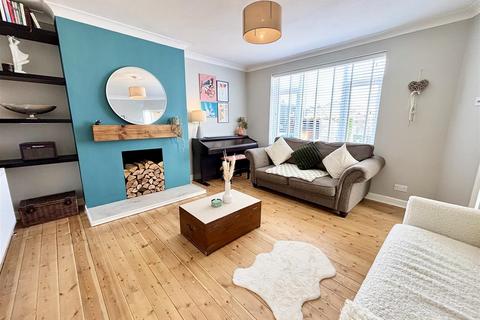 93 Allens Road, Upton, Poole, BH16 5BX