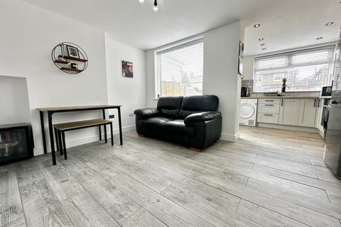 37 Coniston Avenue, Thornton-cleveleys, FY5 4AQ