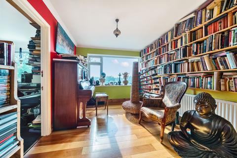5 bedroom detached house for sale, Oak Road, Orpington