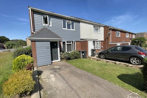 3 bedroom end of terrace house for sale, Littlemoor Avenue, Bournemouth, BH11 8