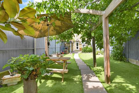 undefined, South Road, South Ockendon RM15