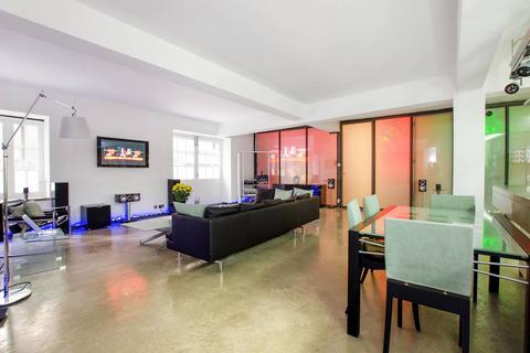 2 bedroom flat for sale, Gullivers Wharf, Wapping, London, E1W