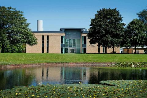 Research & development facility to rent, Chesterford Park Little Chesterford CB10 1XL