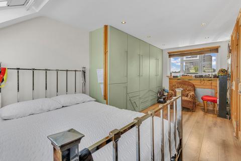 undefined, Dames Road, London E7