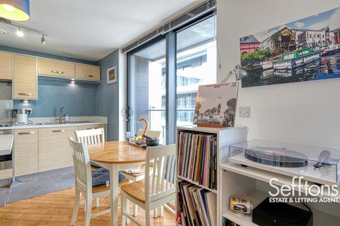 1 bedroom flat for sale, Robinson Bank, Geoffrey Watling Way.