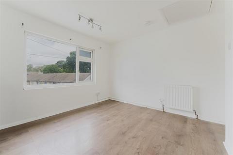 4 bedroom terraced house for sale, Winvale, Slough SL1