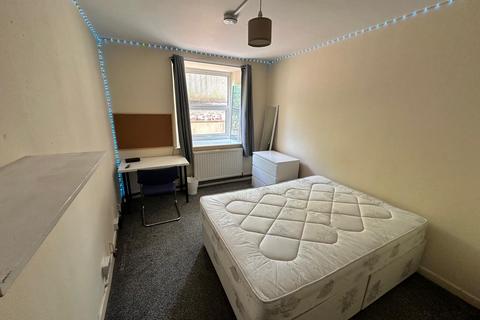 4 bedroom ground floor flat to rent, Pembroke Road, Bristol BS8