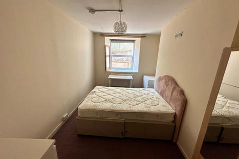 4 bedroom ground floor flat to rent, Pembroke Road, Bristol BS8