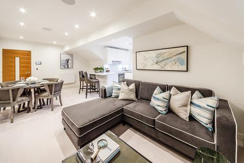 2 bedroom apartment to rent, Rainville Rd, London W6