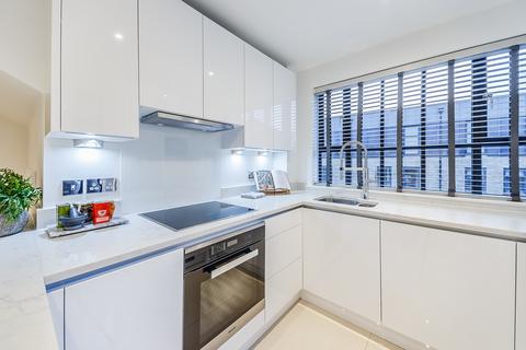 2 bedroom apartment to rent, Rainville Rd, London W6
