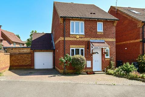 3 bedroom link detached house for sale, Trevithick Close, Feltham TW14