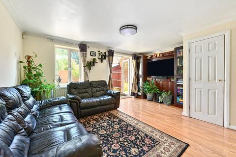 3 bedroom link detached house for sale, Trevithick Close, Feltham TW14
