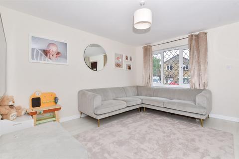 3 bedroom semi-detached house for sale, Linden Road, Maidstone ME17