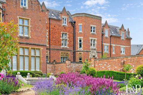 2 bedroom apartment for sale, Longbourn, Windsor