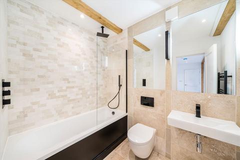 3 bedroom flat for sale, Elm Grove, London SW19