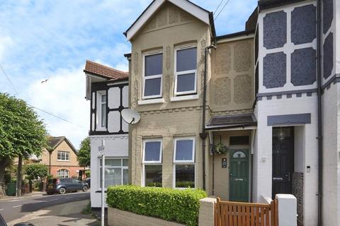 25 Station Road, Folkestone, CT19 4AY