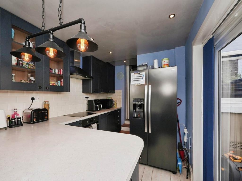 Kitchen (2)