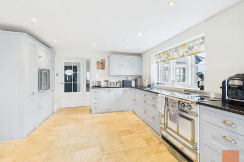 Willow Lodge Chapel Porth, St Agnes, TR5 0NR