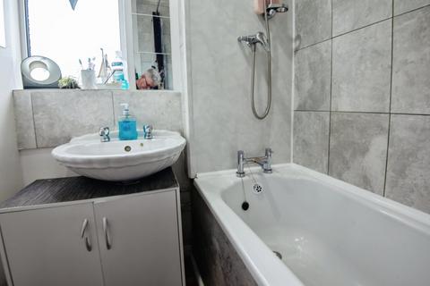 18 Addison Drive, Lincoln, LN2 4LG