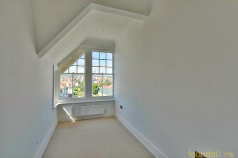 2 bedroom flat for sale, Knole Road, Bexhill-on-Sea, TN40
