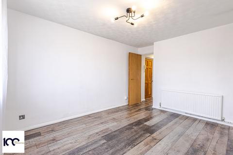 1 bedroom flat to rent, Dunnock Road, London