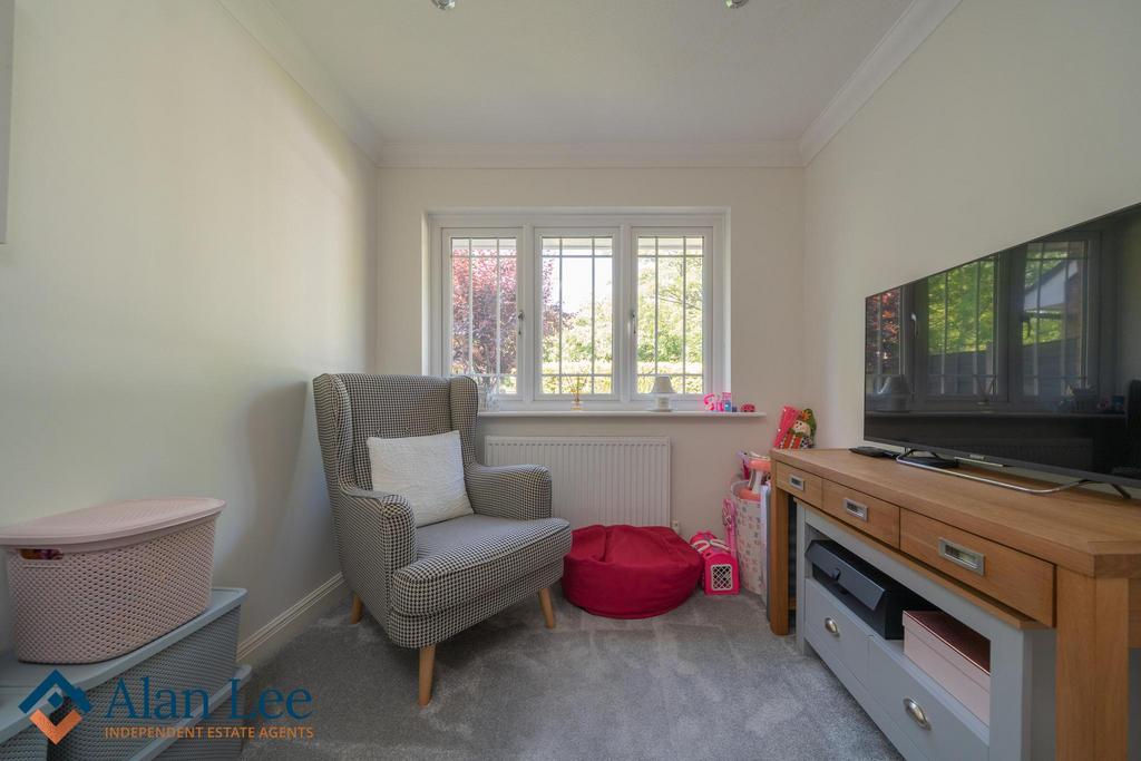 Snug/Play Room