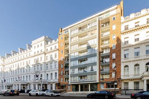 1 bedroom flat for sale, Lancaster Gate, London W2