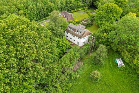 5 bedroom detached house for sale, Cripps Corner Road, Staplecross, TN32