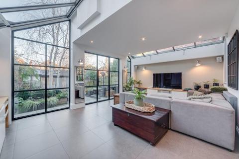22 Keyes Road, London, NW2 3XA