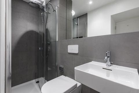 Flat to rent, Arkwright Road
