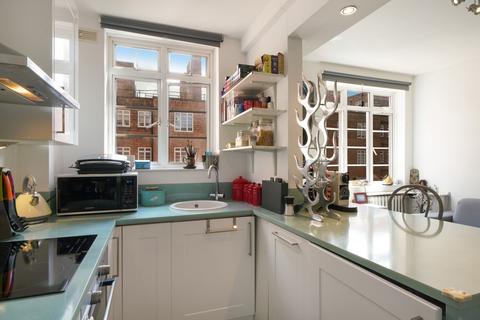 2 bedroom apartment for sale, Latymer Court, Hammersmith Road, Hammersmith, W6
