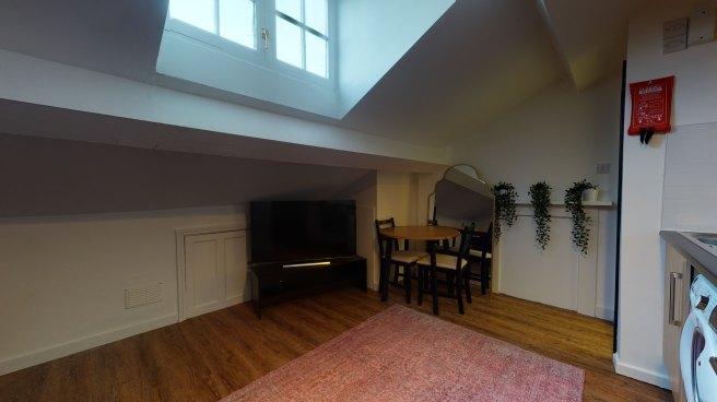 Shaw-street-l6-1hl-970100