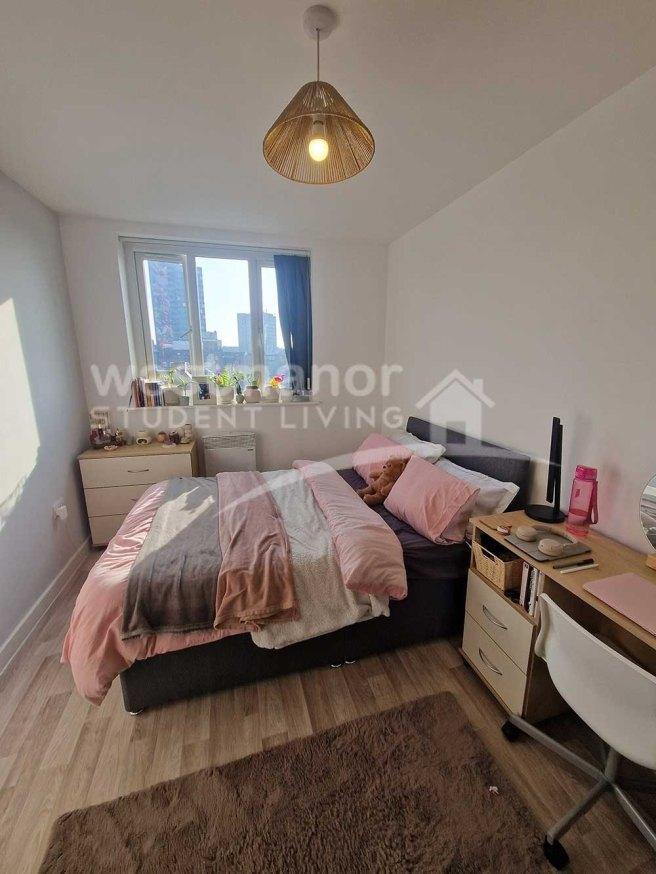 Charlesworth-house-le1-1gs-981850