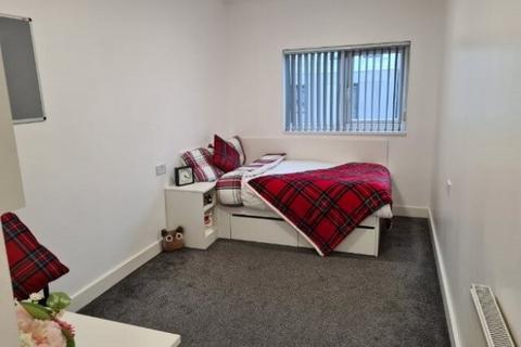 1 bedroom in a house share to rent, Sangha House