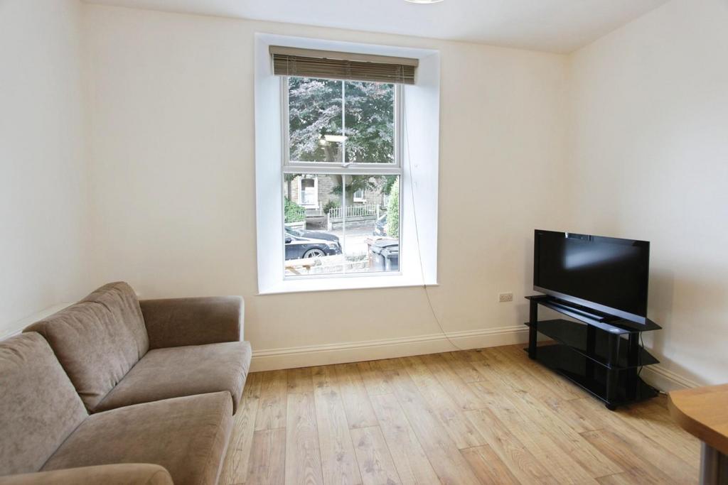 5653a3af-Living 20 Room.JPG