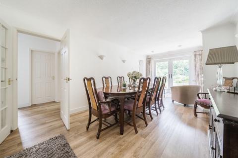 19 Windy Wood, Godalming, GU7 1XX