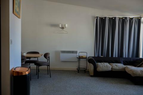 2 bedroom flat for sale, Kingfisher Meadow, Maidstone ME16