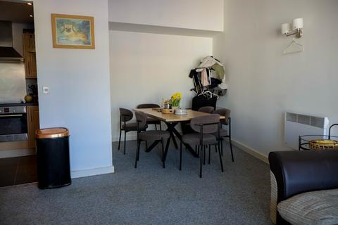 2 bedroom flat for sale, Kingfisher Meadow, Maidstone ME16