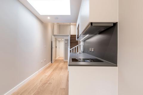 undefined, 24 Wedderburn Road