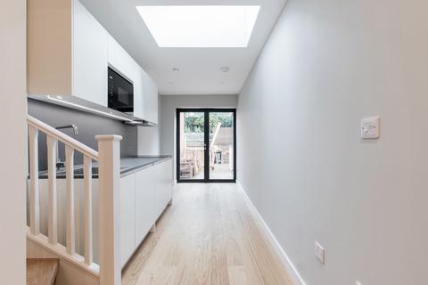 undefined, 24 Wedderburn Road