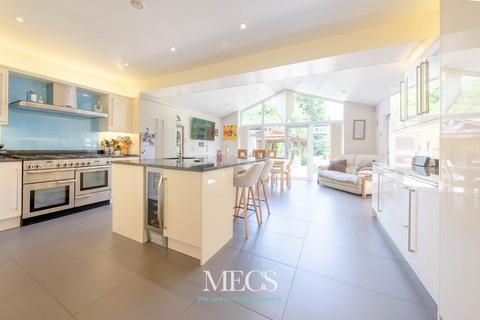 4 bedroom semi-detached house for sale, Tilehouse Lane, Tidbury Green, Solihull, West Midlands, B90 1PX