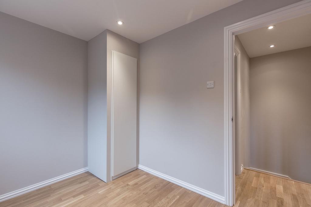 Bedroom (example)
