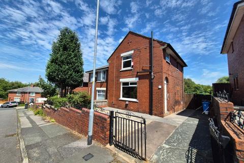 15 Chesterton Road, Oldham, OL1 4LU