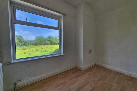 15 Chesterton Road, Oldham, OL1 4LU